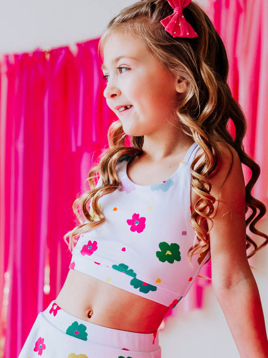 Empower Crop - Playful